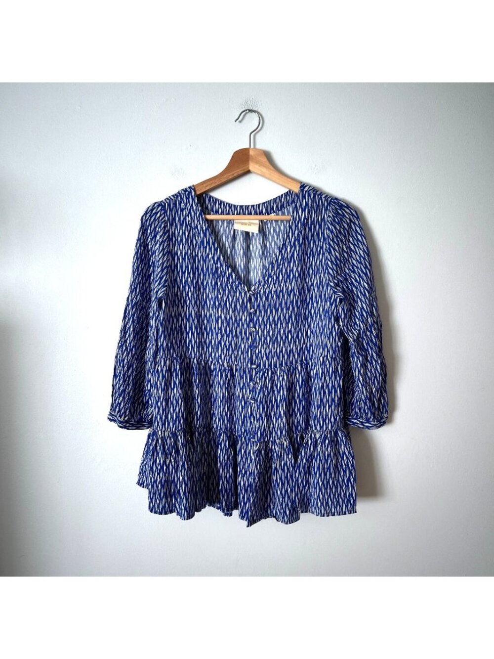 Maeve Anthropologie Lila Blue & White Print V-Neck Tunic Top Women's Size Small